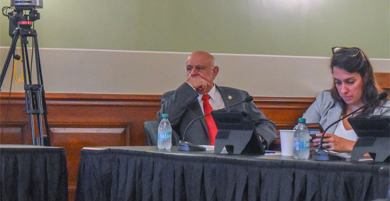 Casino Smoking Ban Bill Moves Forward in Senate, Aims to Take Effect by 2027