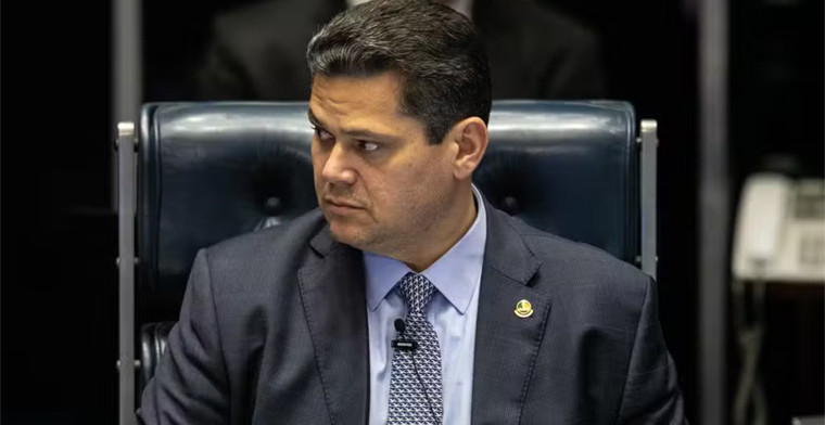 Oposição resiste à tentativa do Presidente do Senadao de votar legalização de bingos e cassinos nas próximas semanas