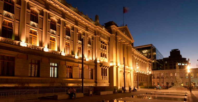 Chile: Confiman dura sanción contra empresas de TV por publicidades de apuestas en línea en horarios prohibidos