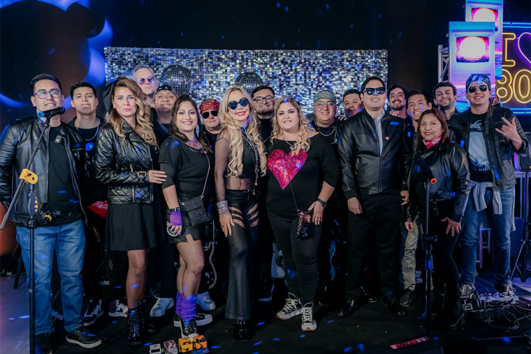 A IGT traz o estilo retrô e a visão estratégica para Lima com a experiência "Spin to the 80's