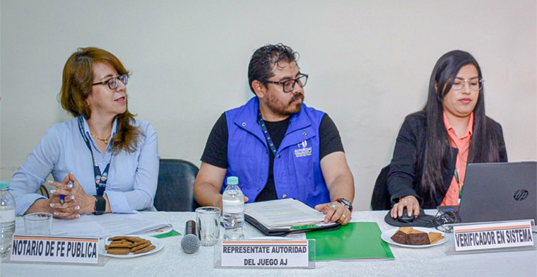 Empresas en Bolivia entregaron millonaria cifra en premios hasta julio de 2025 según la AJ