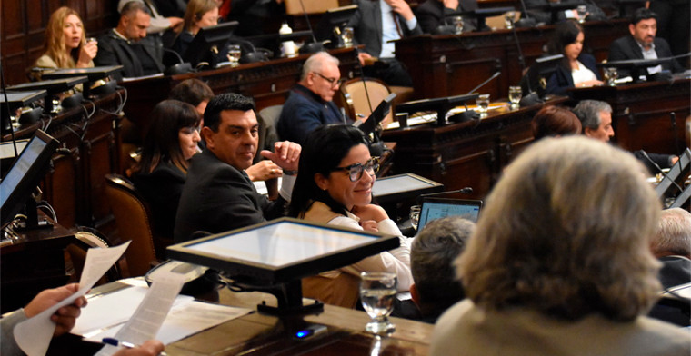 Mendoza limita la cantidad de máquinas tragamonedas en salas de juego para combatir la ludopatía