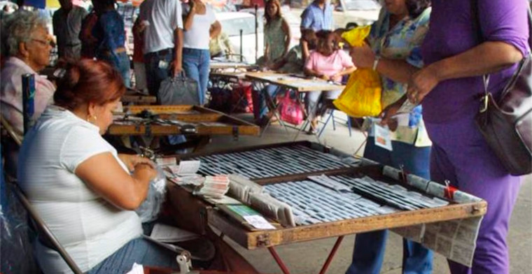 Panamá: Alertan por posibles pérdidas de puestos laborales por el plan de Modernización de la Lotería Nacional