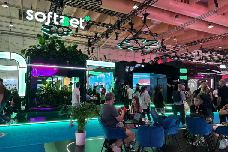 SBC Summit 2025, Día 2: Innovación, Perspectivas Globales y Premios a Líderes Afiliados atraen a un público récord en Lisboa