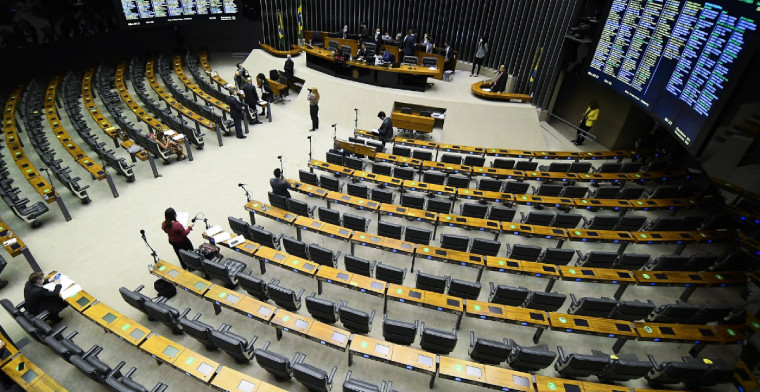 Câmara discutiu tributação de ‘bets’ e aplicações financeiras em meio a impasse com setor ruralista