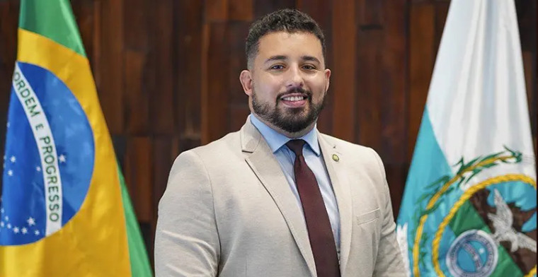 Deputado quer derrubar decreto de Cláudio Castro que liberou máquinas de aposta