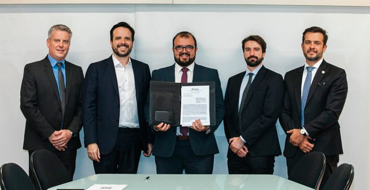 Anatel, Ministério da Fazenda e ANJL firmam acordo para reforçar bloqueio de sites de apostas ilegais