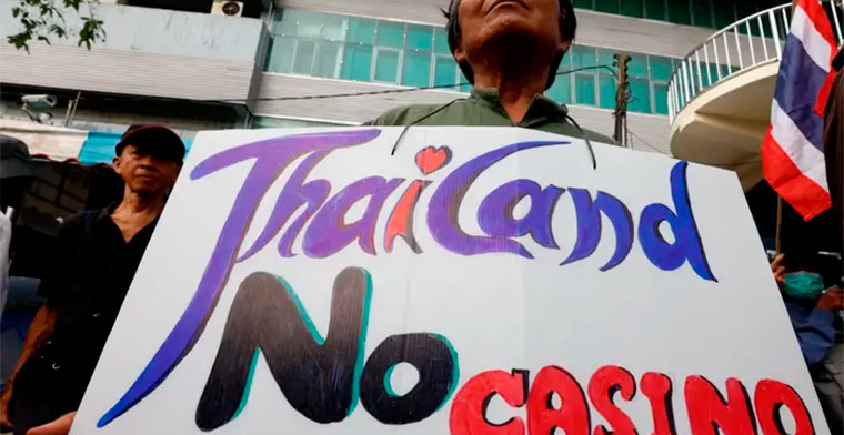 Thailand Withdraws Casino Legislation Amid Escalating Political Unrest