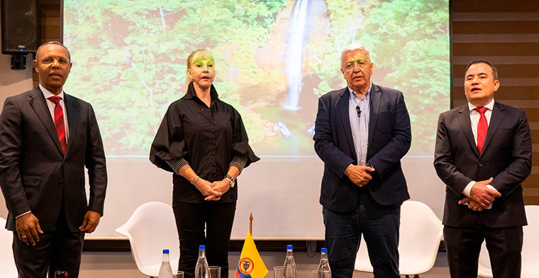 Coljuegos y Gobernación del Valle del Cauca firman pacto para luchar contra el juego ilegal en Colombia