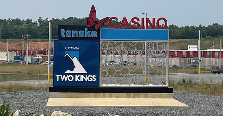 Catawba Two Kings Casino Marks Major Construction Milestone with Topping-Off Celebration