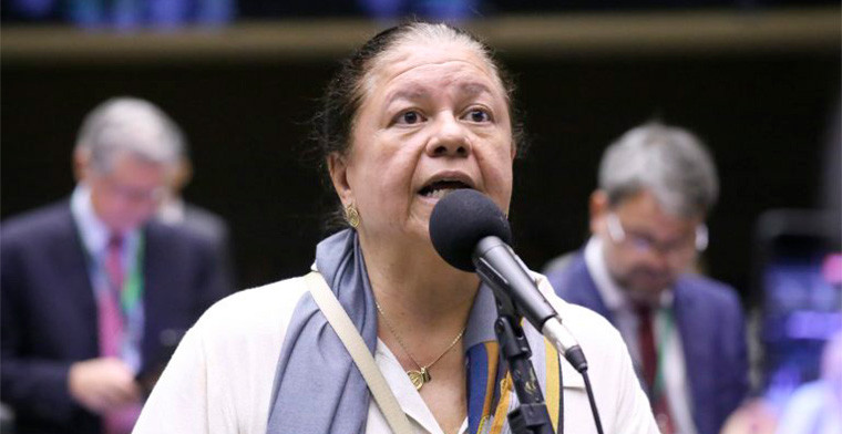 Deputados aprovam redirecionamento de recursos lotéricos ao Comitê Brasileiro de Clubes