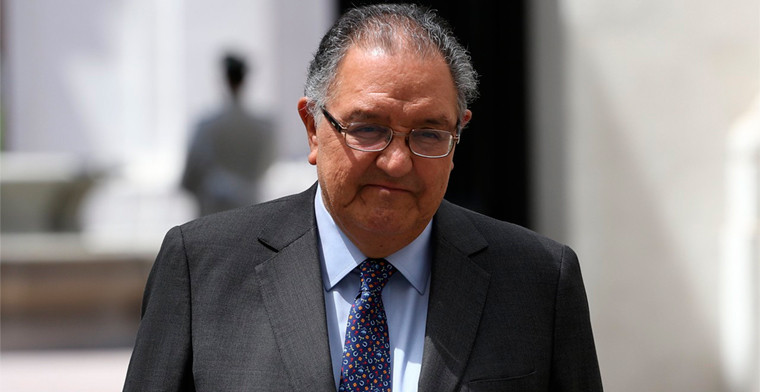 Chile: Senador Huenchumilla insiste con un tercer casino en La Araucanía pese a vínculo familiar