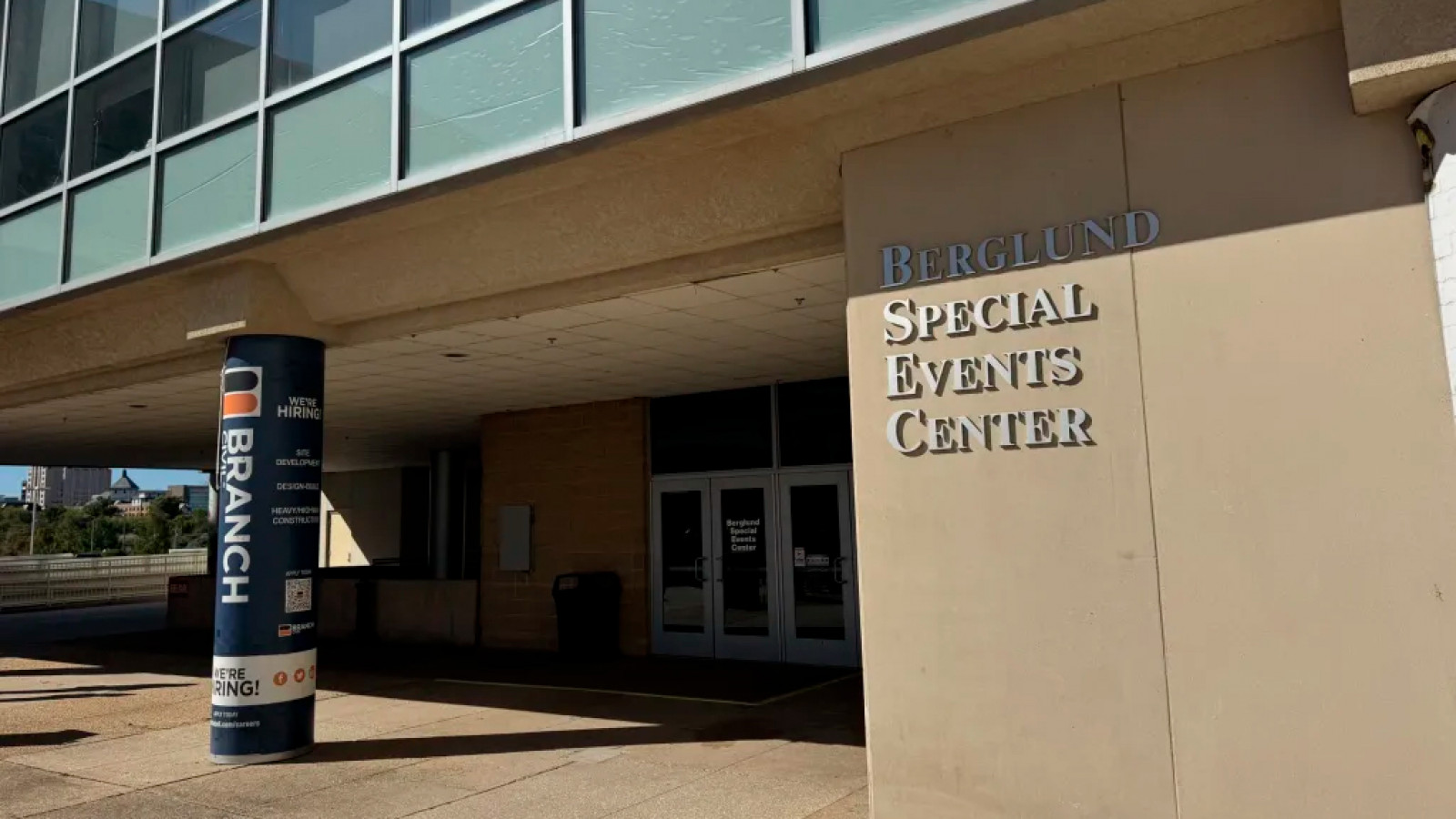 City of Roanoke advances casino project request to state lawmakers despite resistance from local representatives