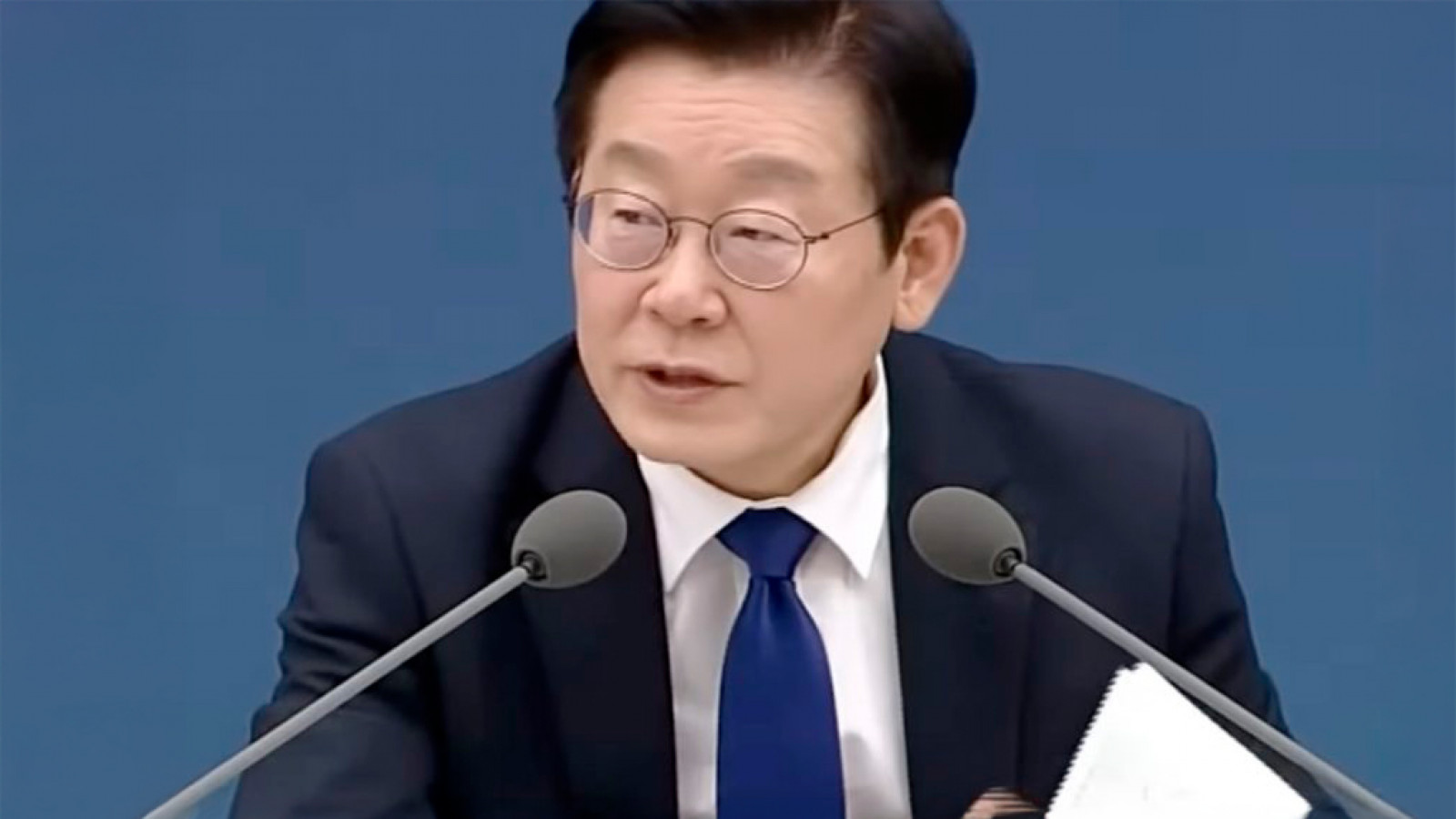 South Korea President Questions Private Casino Licenses; Stocks Slide