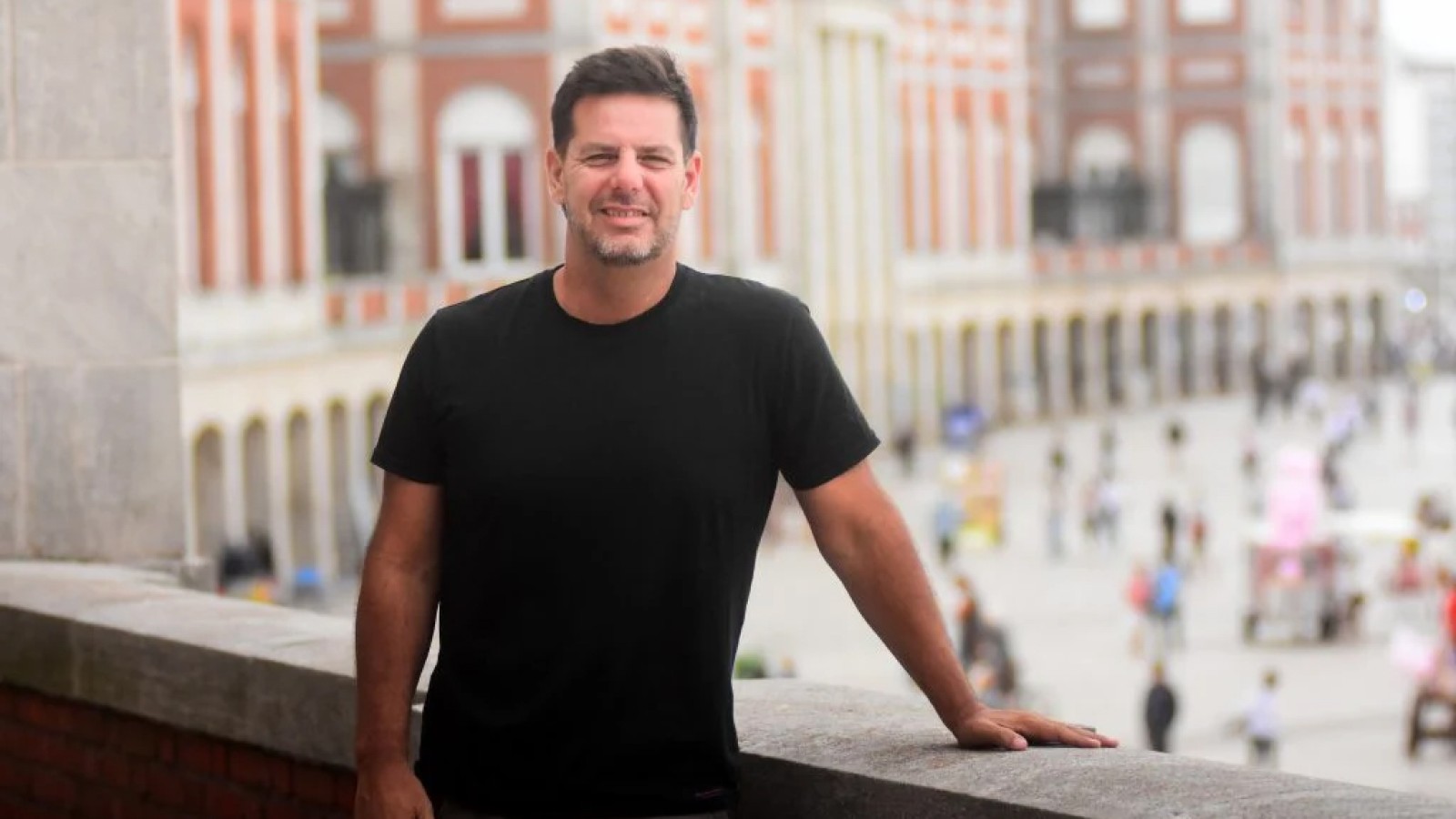 Inversión millonaria en casinos de Buenos Aires impactará en toda la región, asegura Atanasof