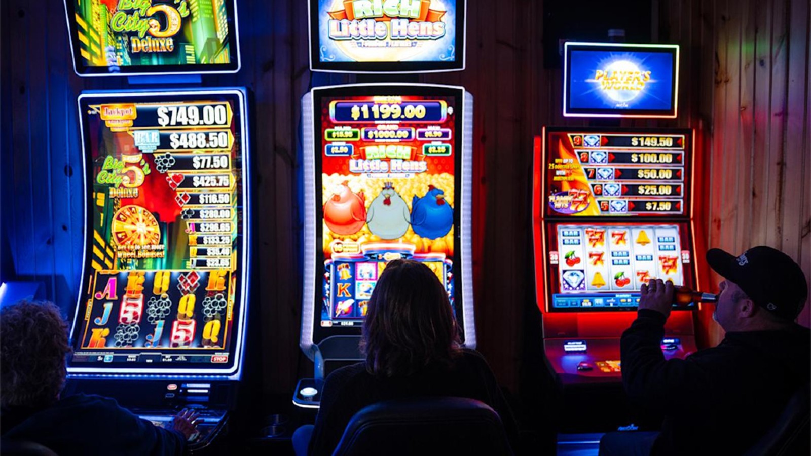 The legalization of video gambling in Chicago remains in flux as city council members and Mayor consider potential reforms