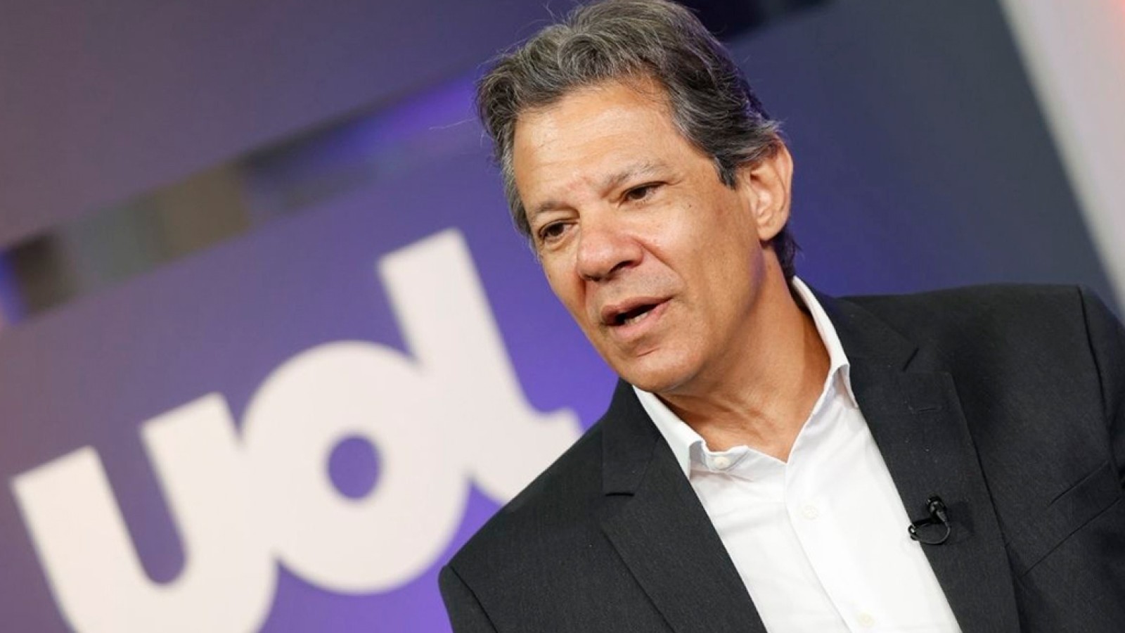 Haddad minimiza rótulo de “Taxad” e defende taxação de offshores, apostas e grandes fortunas