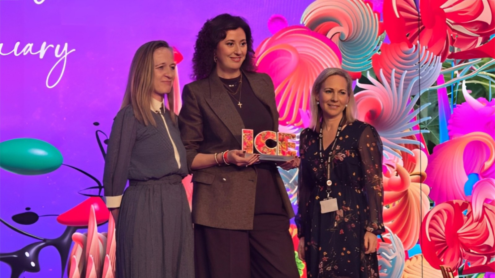 Club de Convergentes receives the ICE Landmark Award 2026 on its X Anniversary