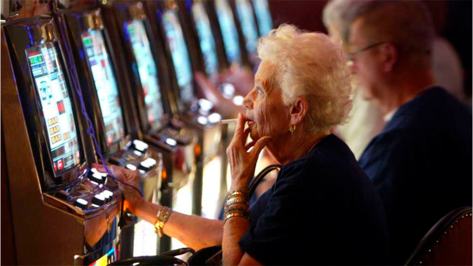 Cigarette Controversy: Iowa Senate Blocks Casino Smoking Ban as Lawmakers Signal Future Action