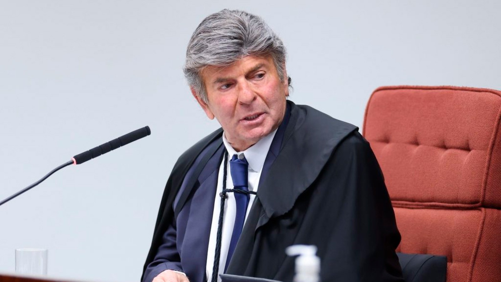 Fux adia audiência e mantém suspensa proibição de apostas para beneficiários do Bolsa Família