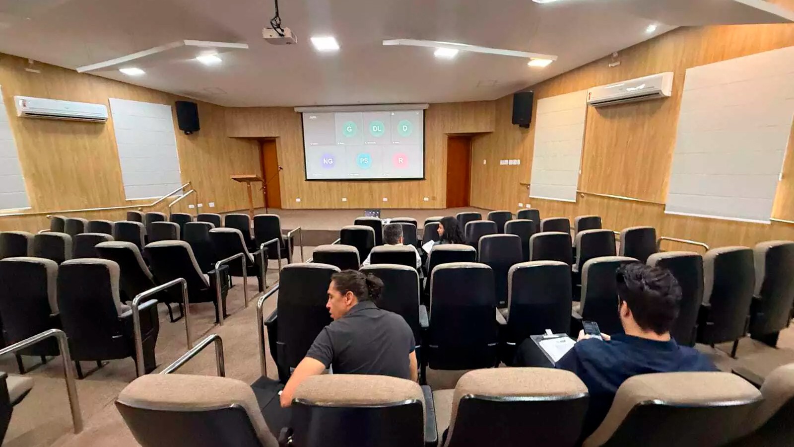 Exigência de cofre eletrônico coloca em risco permanência da LottoPro no pregão da Lotesul