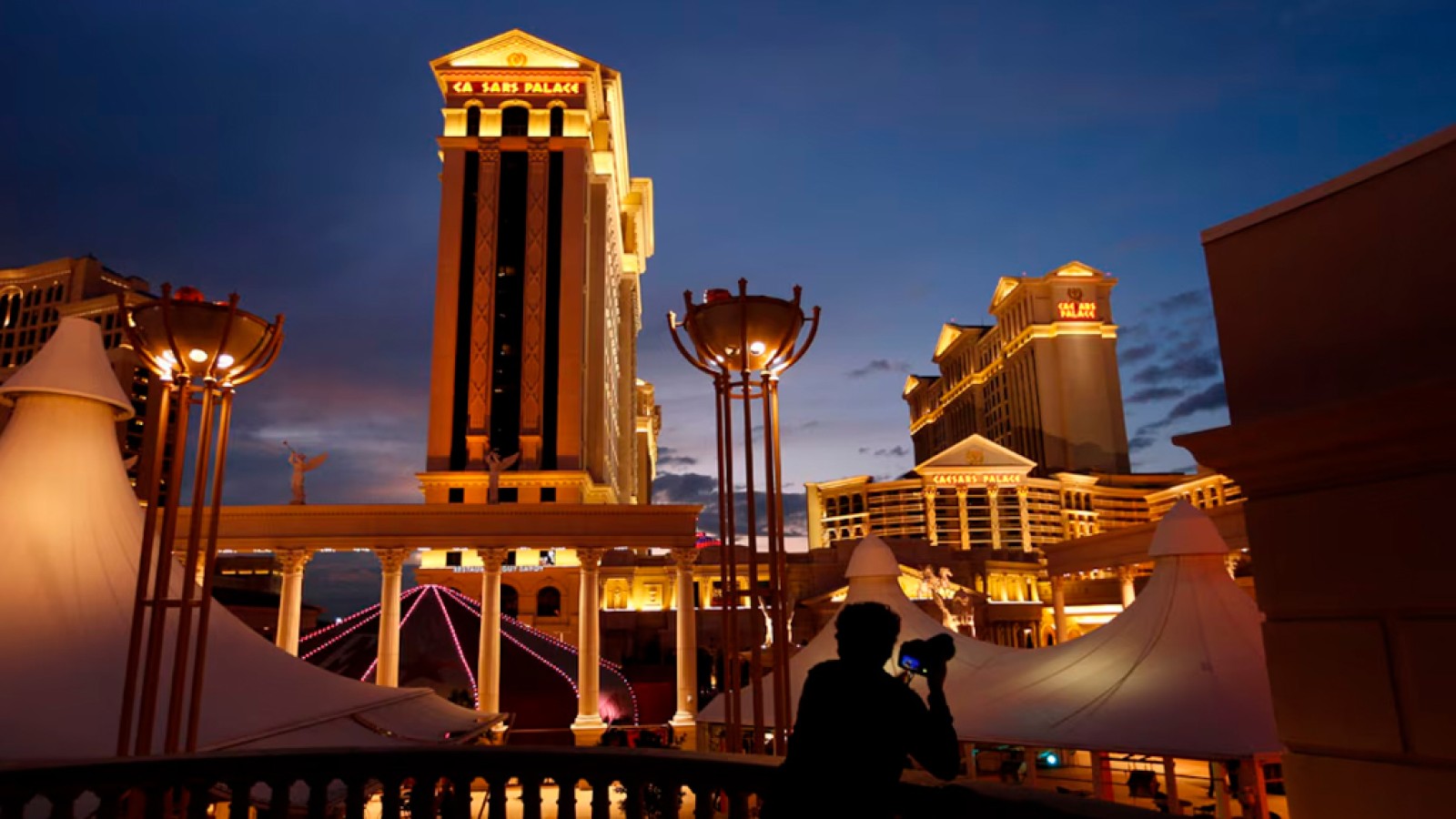 Caesars Entertainment Downplays Las Vegas Slowdown, Calls Tourism Dip a ‘Normal Cycle’