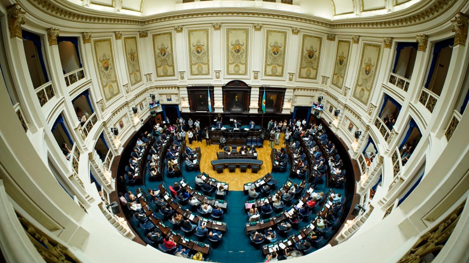 Diputados bonaerenses postergan el debate sobre frenar las apuestas online en jóvenes