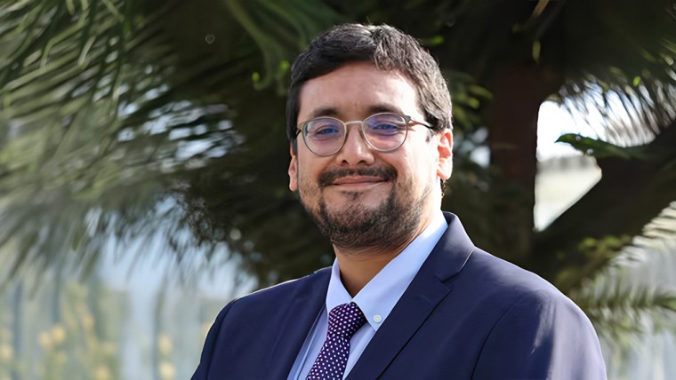 José Fernando Reyes Llanos asume el Mincetur, cartera clave para la regulación del juego en Perú