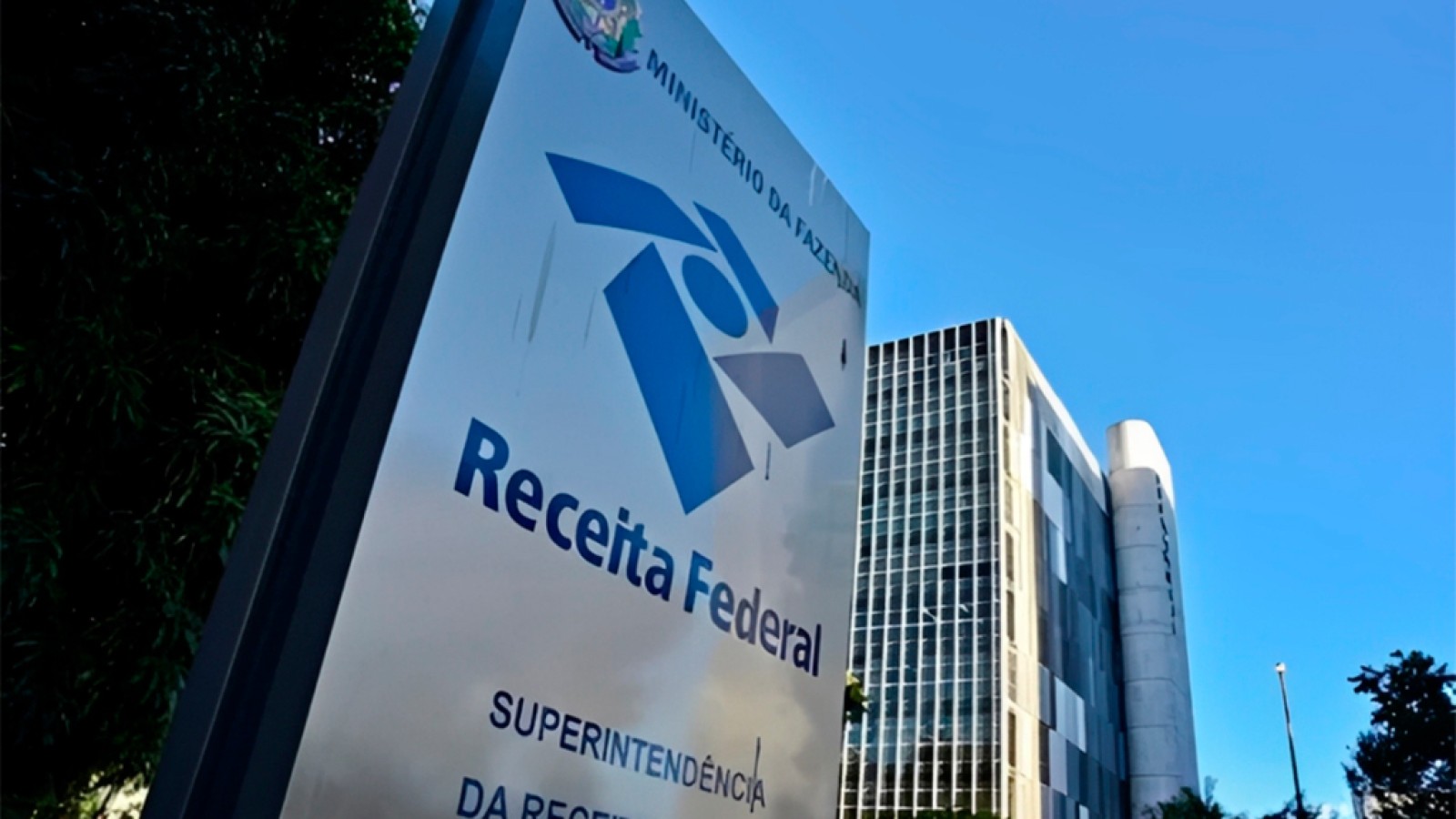 Governo revisa Orçamento 2026 com foco na arrecadação das bets e mira superávit