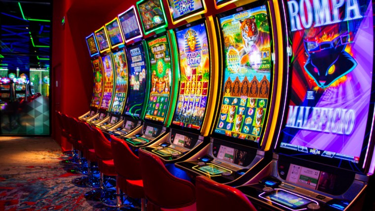 Neuquén impulsa el turismo y la infraestructura a través de concesiones de casinos en Argentina