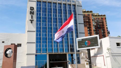 Paraguay endurece la fiscalización en criptoactivos y juegos de azar