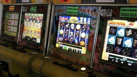 Puerto Rico: Tribunal ordena procesar solicitudes de juegos de azar