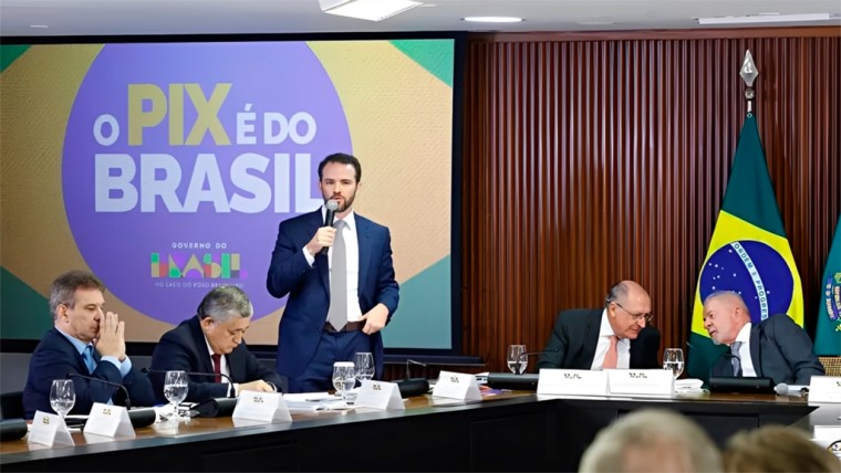 Ministro Durigan: regulamentação das bets elevou arrecadação tributária