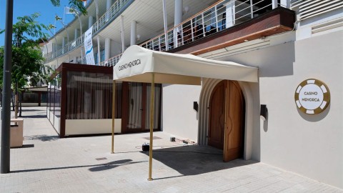 El Casino de Menorca reabre tras una moderna remodelación integral