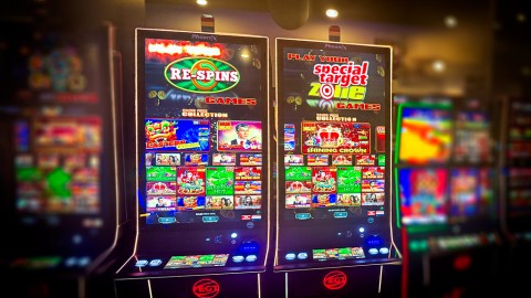EGT y Hi Five Casino: Nueva instalación de juegos AWP en Holanda