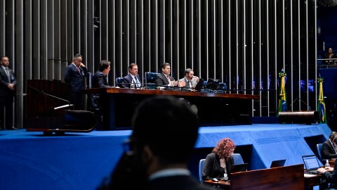 Senado aprova MP que amplia destinação de recursos das bets para a Polícia Federal