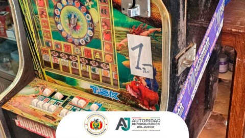 Bolivia: AJ clausura dos puntos de juego ilegal en Potosí y Coroico