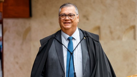 Dino pede vista e adia julgamento sobre jogos de azar no STF