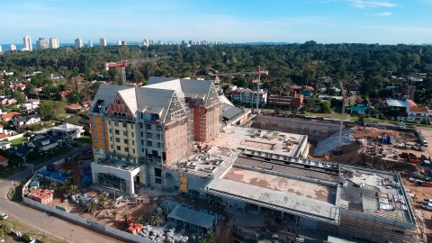 La apertura del hotel casino San Rafael se pospone hasta la temporada 2027-2028