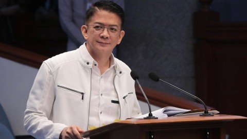 Senator pushes for ad ban on online gambling on all media platforms