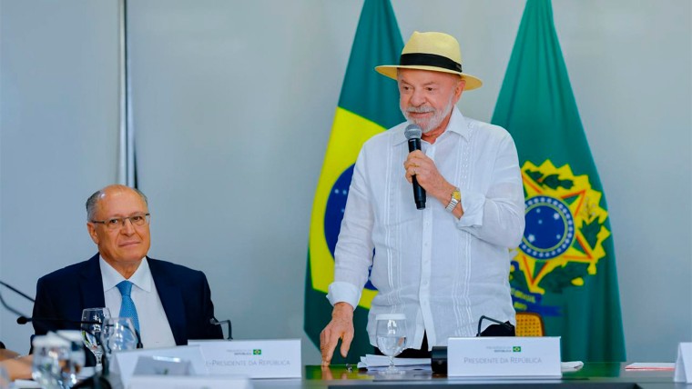 Lula critica bets e alerta brasileiros sobre dívidas com jogos