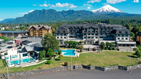 Gran Hotel Pucón cambia de dueño: lo compran por más de $15 mil millones