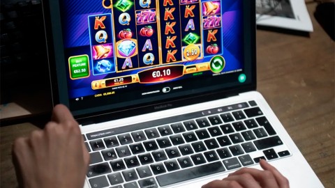 Uruguay: Cámara de Casinos propone regular el juego online y limitar las licencias