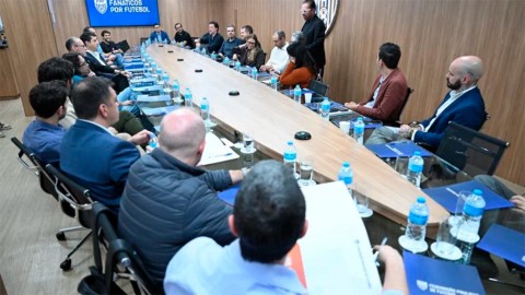 Clubes de SP reagem a propostas contra publicidade de bets