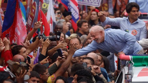 Lula Announces Ban on Online Gambling in Brazil Amid Election Campaign