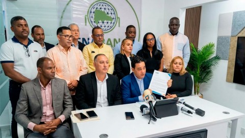 República Dominicana: Fenabanca respalda la Ley 86-26 y cuestiona resoluciones del gobierno