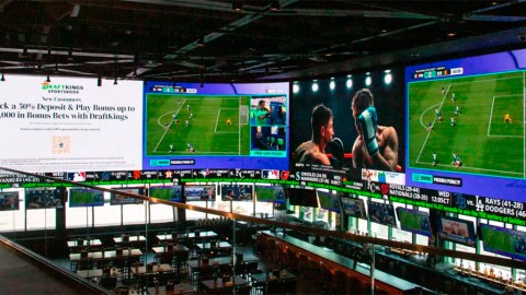 Illinois Gambling Tax Revenue Rises 19% to Record $2,7 Billion