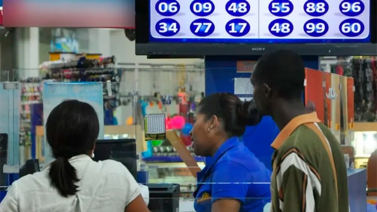 República Dominicana prohíbe nuevas bancas de lotería y exige regularizar operadores