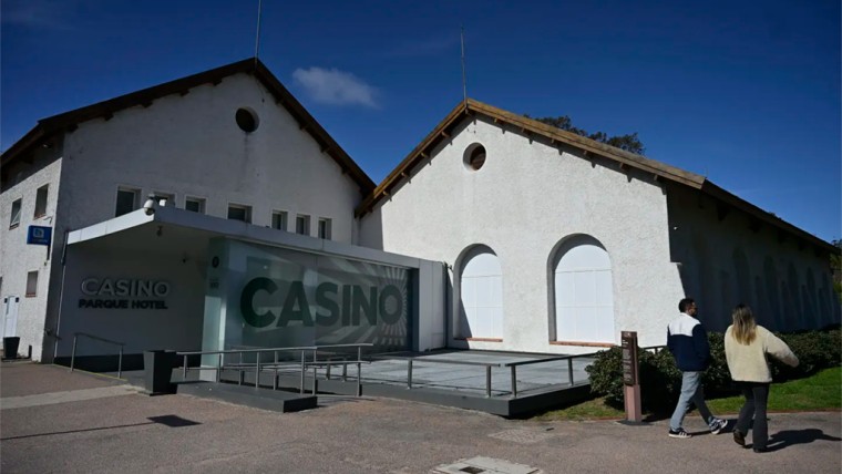 Uruguay: establecen plazos para renuncias de funcionarios del Casino Parque Hotel