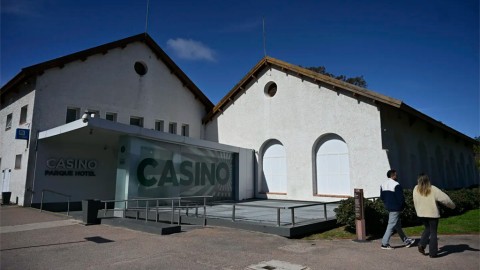 Uruguay: establecen plazos para renuncias de funcionarios del Casino Parque Hotel